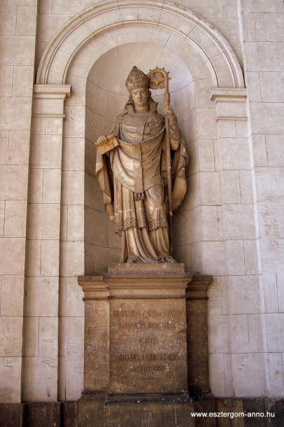 Fejtörő 10: Széchy Dénes érsek szobra Fejtörő 10: Széchy Dénes érsek szobra