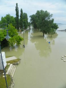 15-16 óra körül