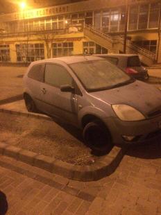 parkolás