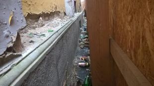Belestünk a Fürdő Szálló paravánja mögé. 2016-12-14